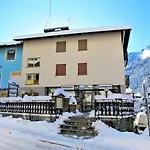 3 By Interhome Канацеї